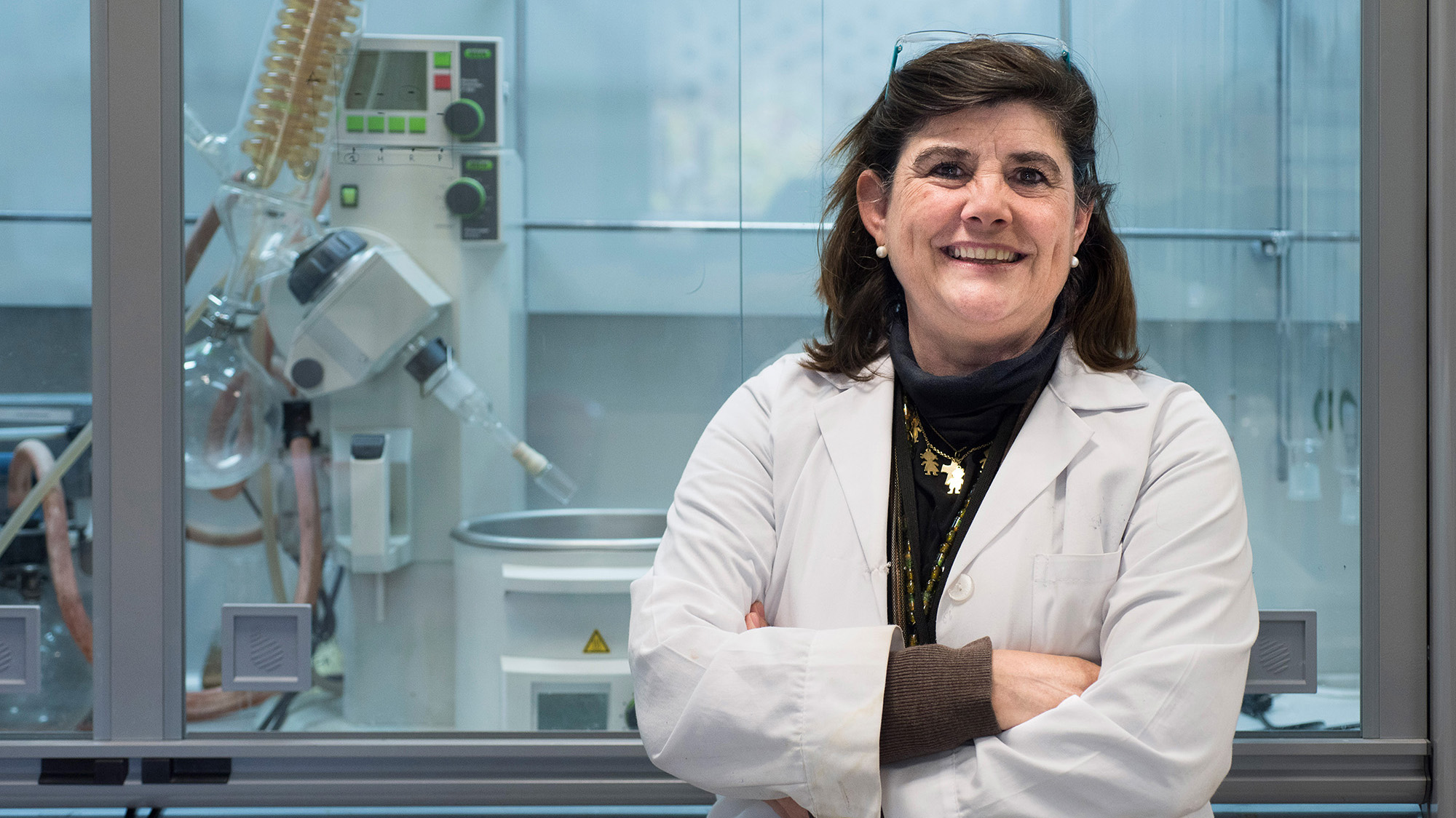 Ana Martínez at her lab in the CIB Margarita Salas